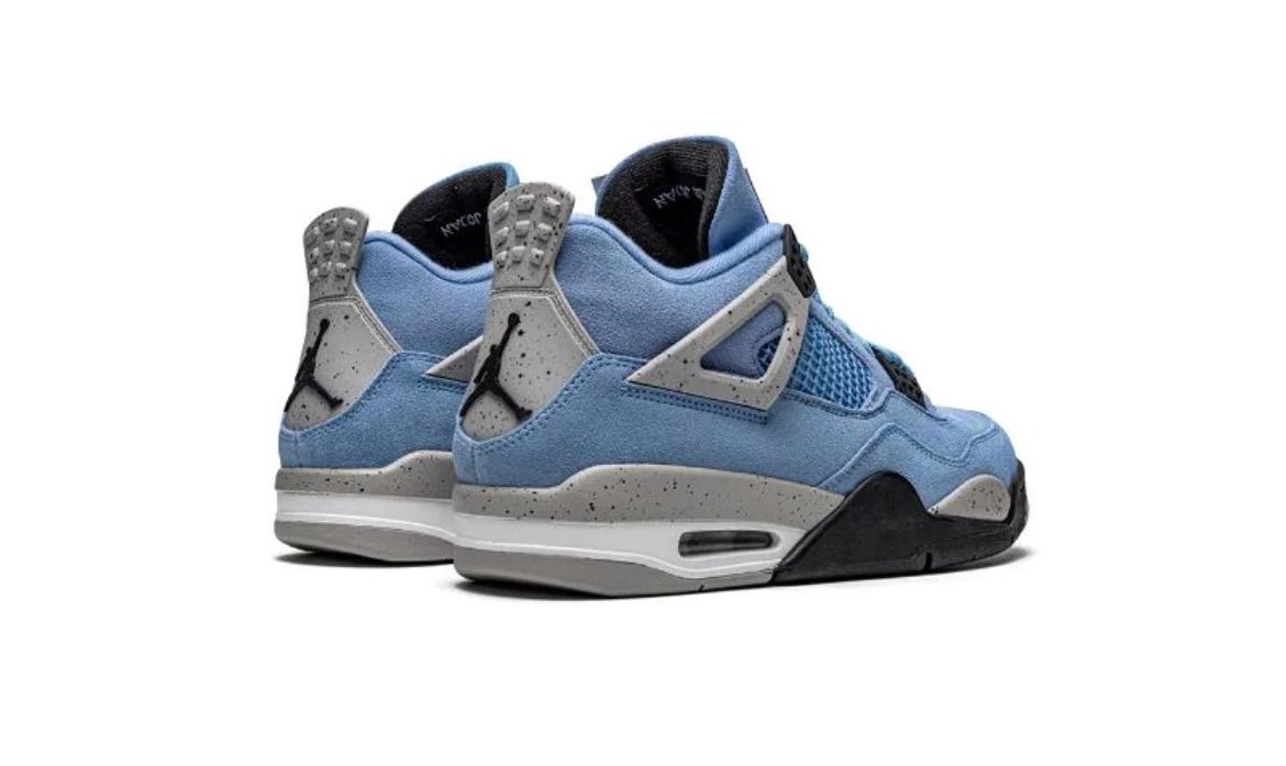 AIR JORDAN 4 Retro UNIVERSITY BLUE