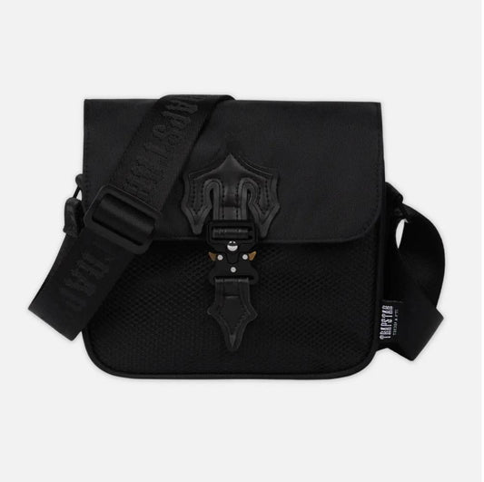 TRAPSTAR MESSENGER BAG 1.0 - BLACKOUT