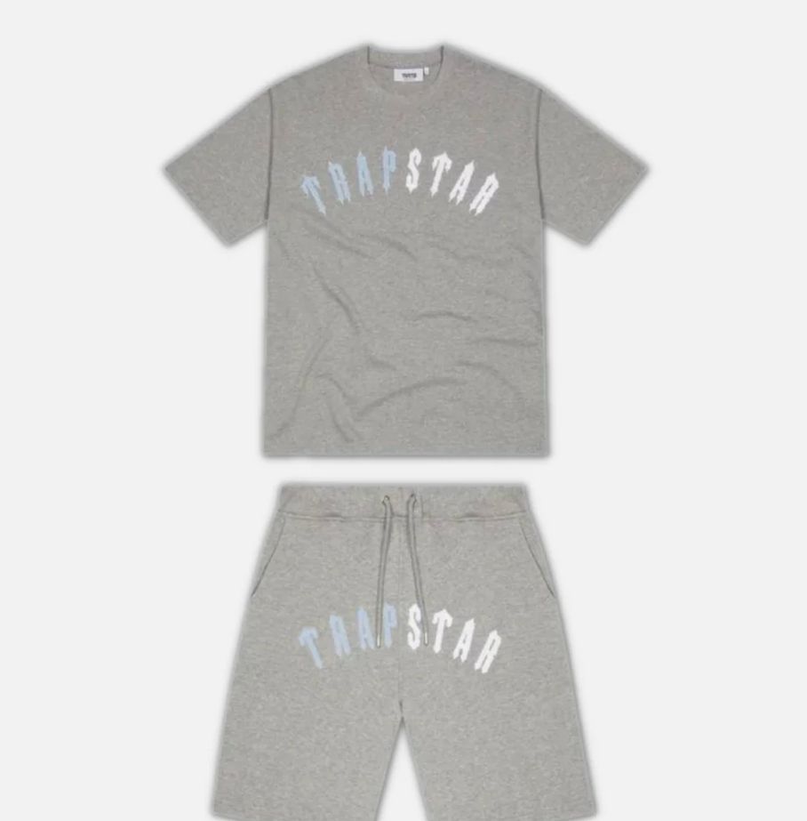 TRAPSTAR IRONGATE ARCH CHENILLE SHORTS SET - GREY ICE EDITION